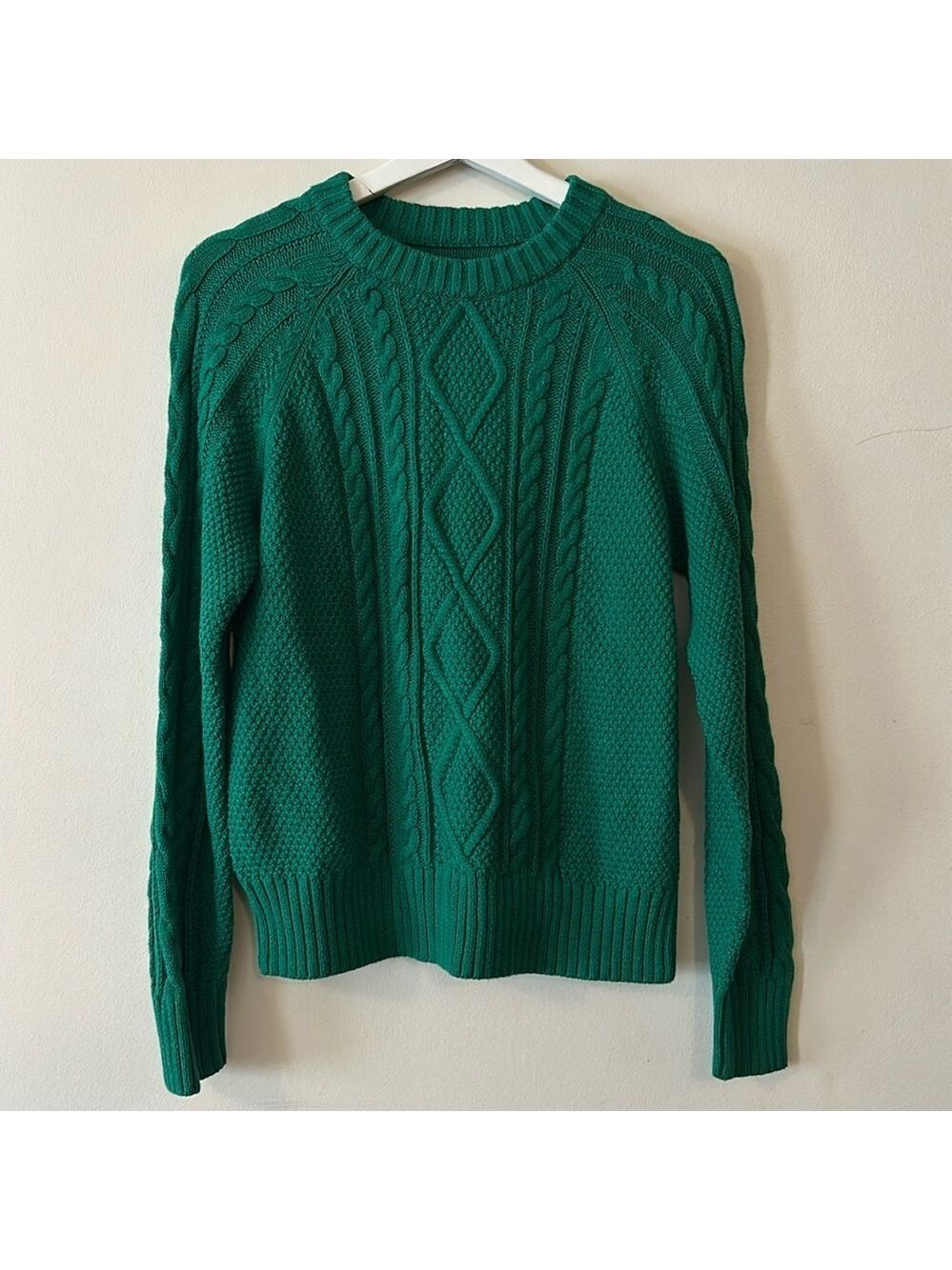 Gap Cable Knit Crewneck Cotton Sweater in Holiday Green